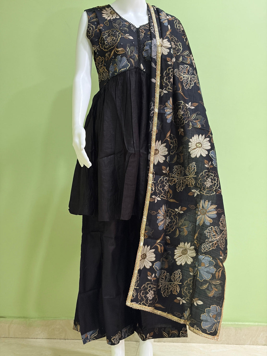 SHIHRI Girl's Black Floral Embroidered Kurta with Plazzo and Dupatta Set | Elegant Ethnic Wear for Party & Festive Occasions | Designer 3-Piece Suit Set