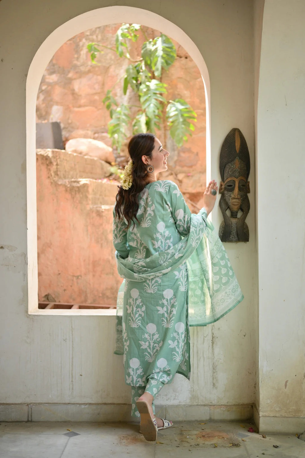 SHIHRI Women’s Pure Rayon Slub Kurta Set with Bottom & Dupatta | Elegant 3-Piece Ethnic Wear