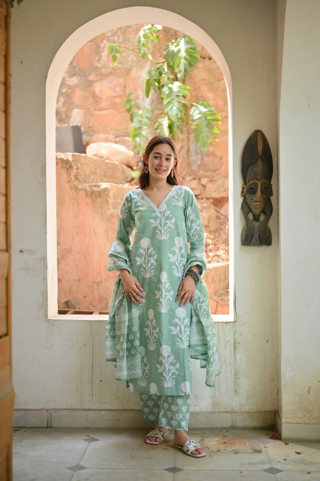 SHIHRI Women’s Pure Rayon Slub Kurta Set with Bottom & Dupatta | Elegant 3-Piece Ethnic Wear